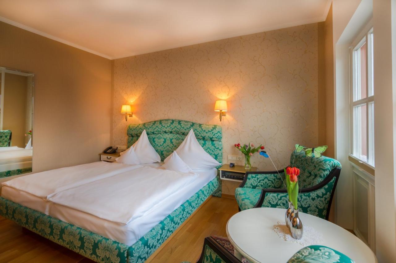 Schlosshotel Kurfuerstliches Amtshaus Dauner Burg Екстериор снимка