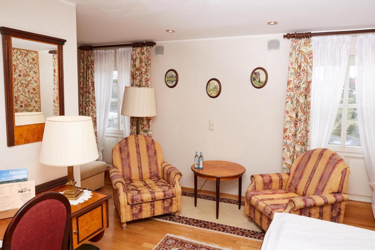 Schlosshotel Kurfuerstliches Amtshaus Dauner Burg Екстериор снимка
