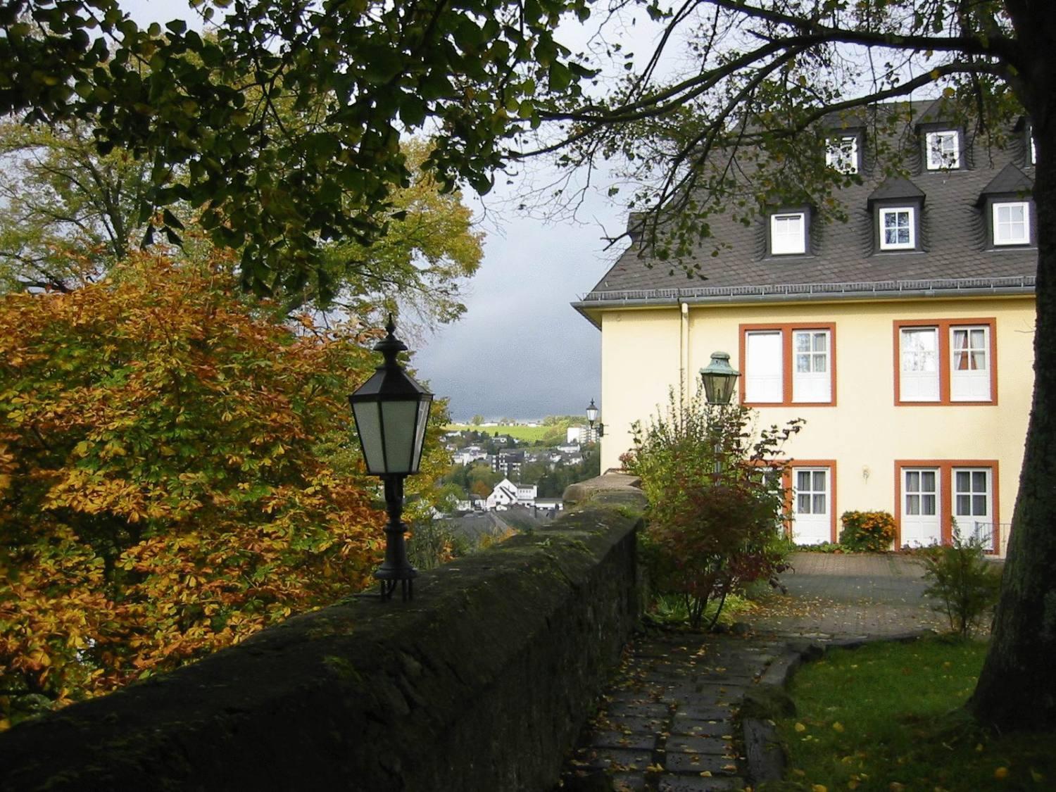 Schlosshotel Kurfuerstliches Amtshaus Dauner Burg Екстериор снимка
