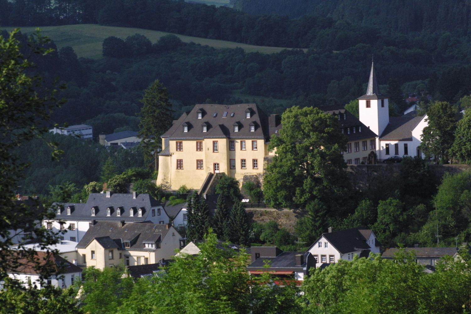 Schlosshotel Kurfuerstliches Amtshaus Dauner Burg Екстериор снимка
