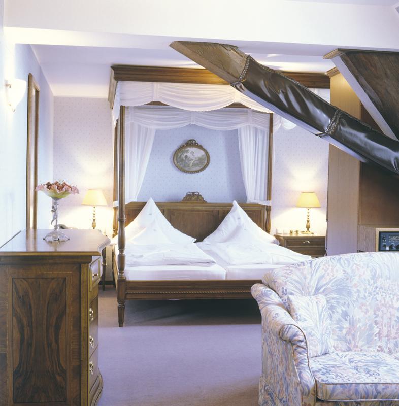 Schlosshotel Kurfuerstliches Amtshaus Dauner Burg Екстериор снимка